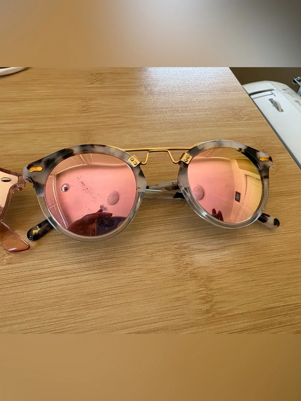 Mixed Sunglasses Lot - Assorted Colors